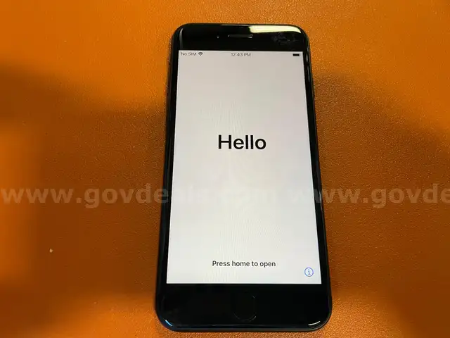 iPhone SE 2nd Gen - Black- 64GB (ID# 44204) (D-Case) (No UPC) (10)