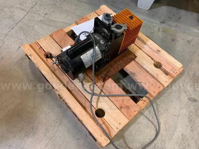 Alcatel OME 25S Vacuum Pump Assembly (ID #44247) (I1-1R) (25-4532-5) 365