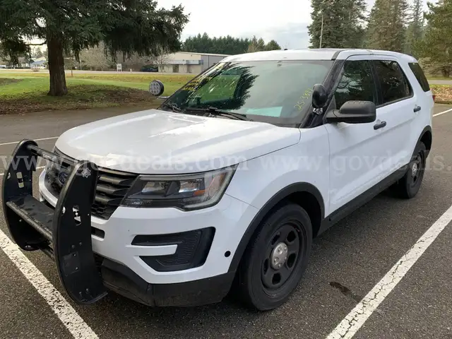 2017 Ford Explorer AWD Police Interceptor SUV * Tow-Away* (ID# 44267) (FTL) (25-3899) 11700