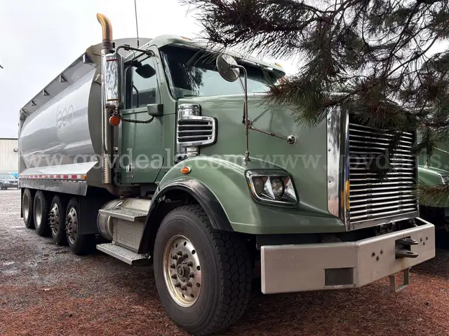 2011 Freightliner Coronado 122 Convex Body Dump Truck, TOW AWAY, Does Not Run (ID# 44352) (TCO) (25-4654) 11700