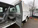 2006 Ford F-450 SD XL 2WD w/ 9ft Enclosed Utility Body, TOW AWAY (ID# 44424) (EF12) (26-0093) 477