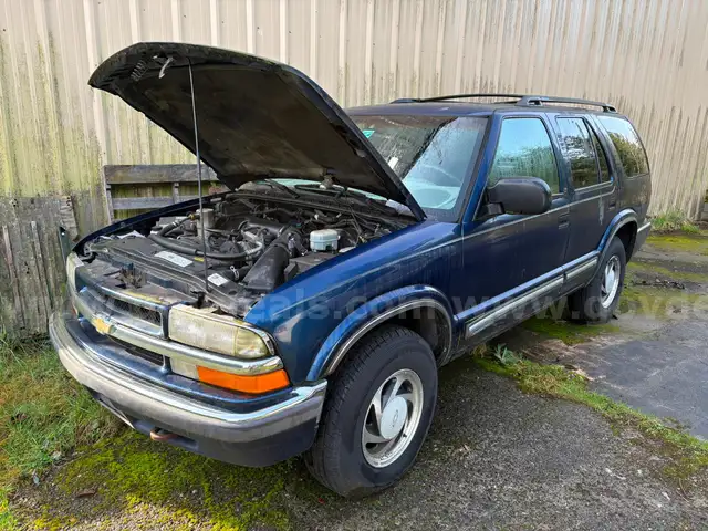 2001 Chevrolet Blazer | 4x4 | Low Miles | *Tow-Away* (ID #44436) (Off-Site) (25-4462) 695