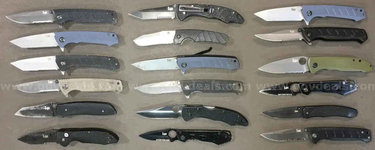 Spyderco & HK Knife Lot ~28 Units (ID# 44444) (TSA #3) (NO UPC) (10)