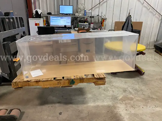 100 Gallon Advance Aqua Acrylic Tank &  Supplies (ID #44469) (H10-2R) (26-0075-1) 307