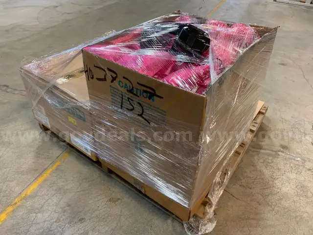 Pallet of Motorola Radio Equipment (ID #44495) (I10-2L) (25-4550-1) 225