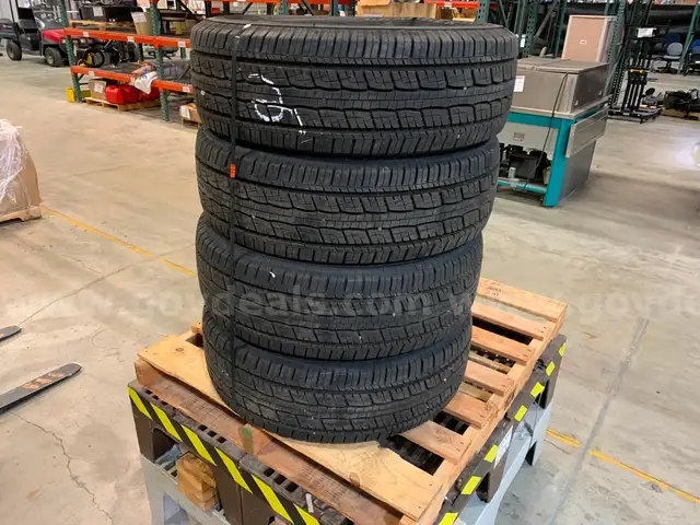 Pallet of 4ea General Grabber HTS 275/65 R18 Tires (ID #44572) (I5-3R) (25-4627-2) 490