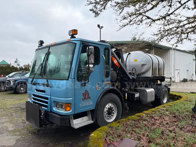 2007 ALF Eagle Condor | Swap Loader | CAT C7 | Low Miles | Extra Beds and Tank (ID #44601) (Off-Site) (26-0365) 23406