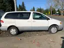 2001 Toyota Sienna SE Van *Tow-Away* (ID# 44632) (OEF) (25-3792) 693