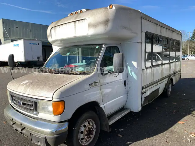 2007 Ford Econoline E450 Startrans Shuttle Bus 14 Passenger w/ Wheelchair Lift (ID# 44645) (PRT) (25-4346) 465
