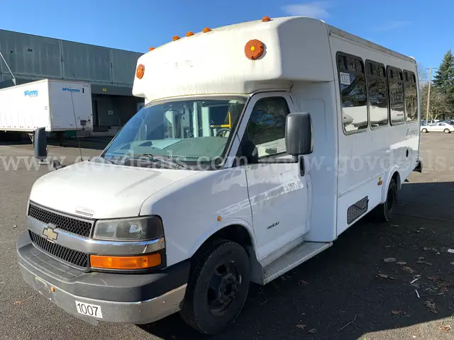 2013 Chevrolet Express G4500 GCII Shuttle Bus 14 Passenger w/ Wheelchair Lift (ID#44652) (PRT) (26-0144) 11700