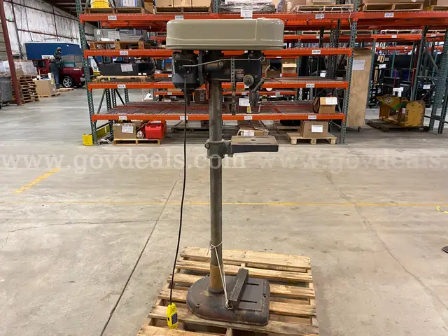 Rockwell Delta Drill Press  (ID #44675) (I04-1R) (25-3270-4) 305