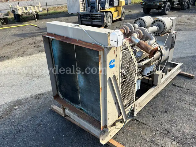 1979-1980 Cummins Industrial V12 450 kW Diesel Generator (ID# 44739) (GVL) (26-0193-3) 477