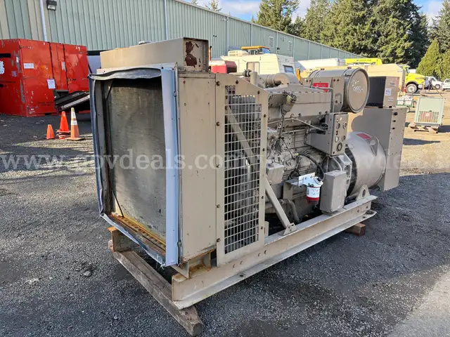 1979-1980 Cummins 275 kW Diesel Generator (ID# 44740) (GVL) (26-0193-1) 477