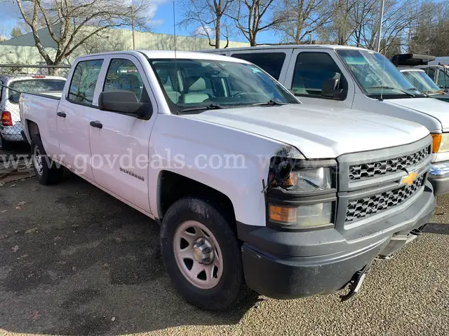2015 Chevrolet Silverado 1500 Crew Cab 4WD Work Truck *Tow-Away* (ID# 44748) (EF07) (25-4111) 405