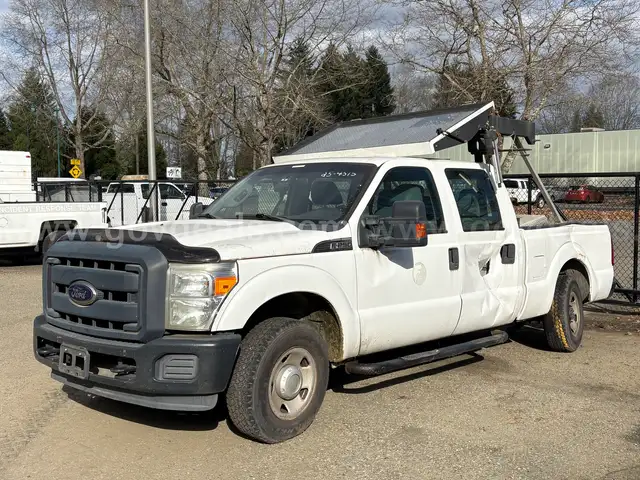 2012 Ford F-250 SD XL Crew Cab 2WD 6.5ft Bed Pickup, TOW AWAY, Damaged (ID# 44819) (25-4515)+ 405