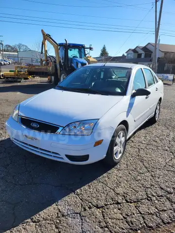 2007 Ford Focus ZX4 S
