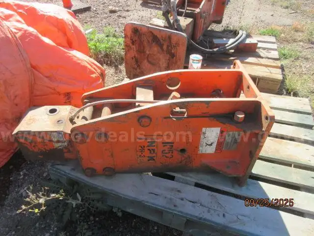 NPK Hydraulic Hammer 2 -  Model PH3 - Includes Bits