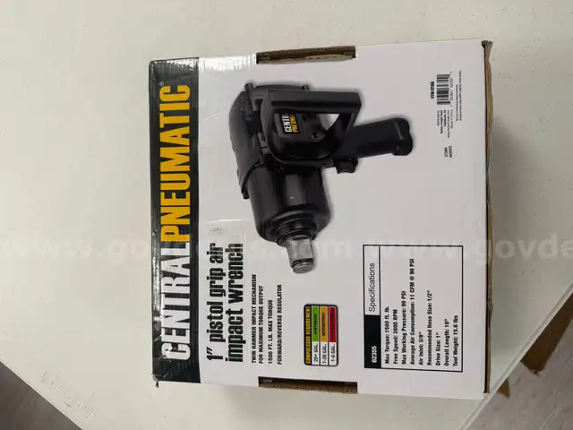 Central Pneumatic impact wrench