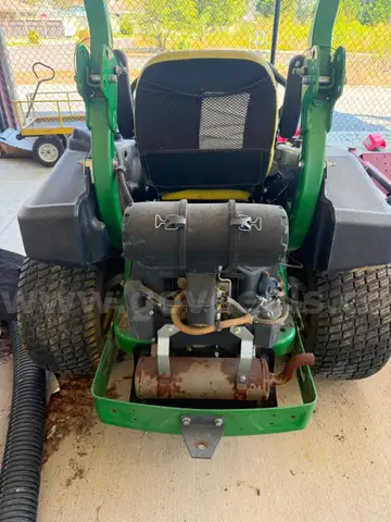 John Deere 54&#x22; Zero Turn Mower