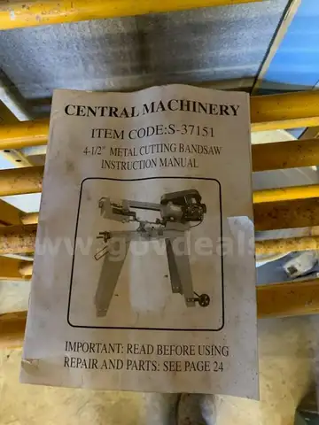 Central Machinery Metal Cutting Bandsaw