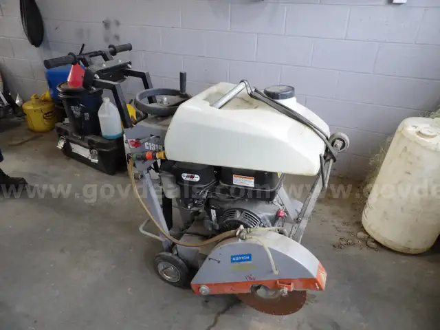 Norton Concrete / Asphalt Push Behind Saw