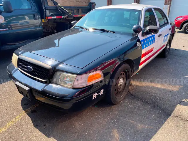 2011 Ford Crown Victoria