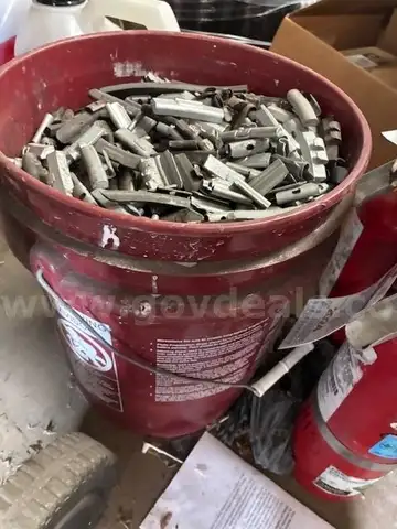 5 Gallon bucket of old wheel weights