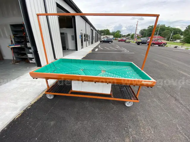 Hummert Hydroponic Table