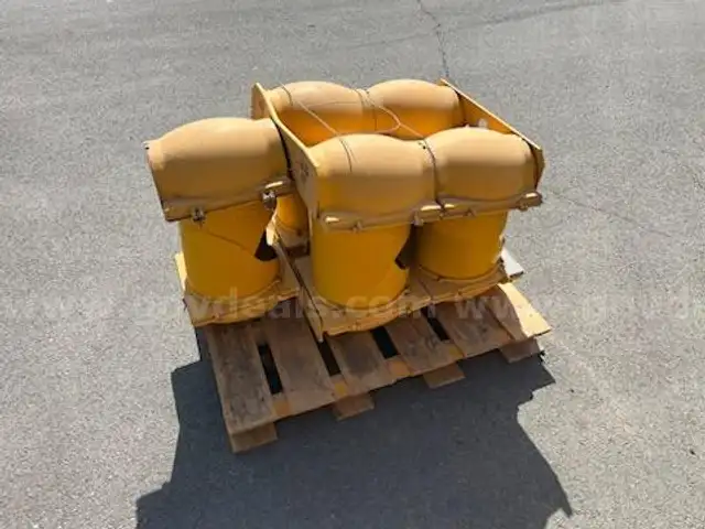 5 section traffic signal heads without bulbs.