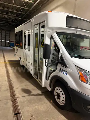 2021 Ford Glaval Transit Bus