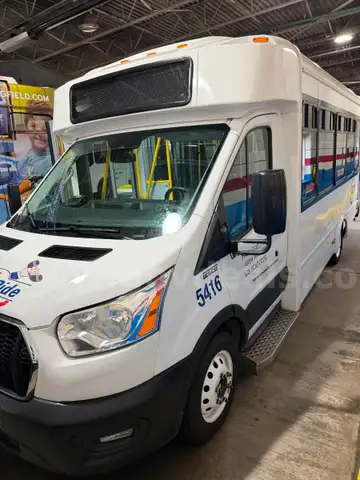 2021 Ford Glaval Transit Bus