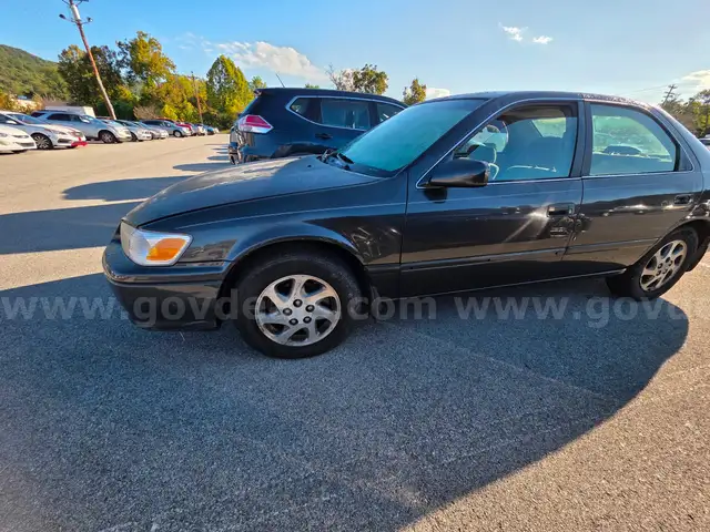 2000 Toyota Camry LE