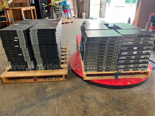 Cisco Catalyst Network Switches (Lot of 2 Pallets)