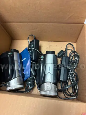 34 Digital Cameras & 2 Cam Recorders