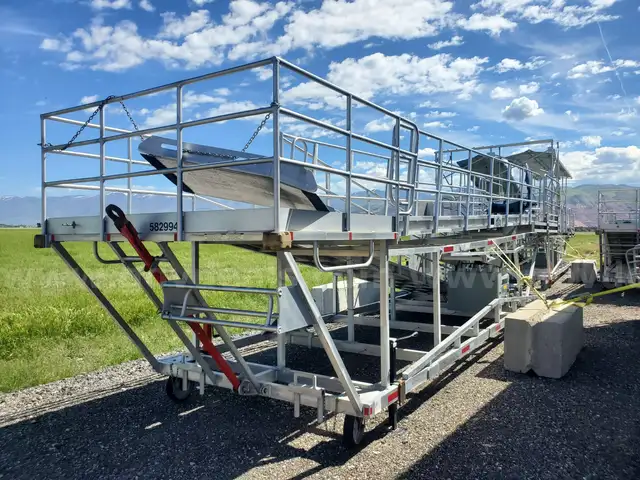 TIMBERLINE GSE BOARDING RAMP