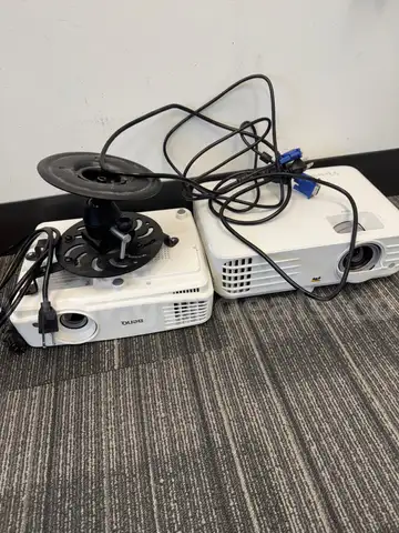 Two Used Projectors - Benq and ViewSonic