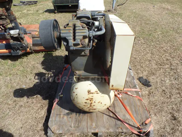 INGERSOLL RAND COMPRESSOR