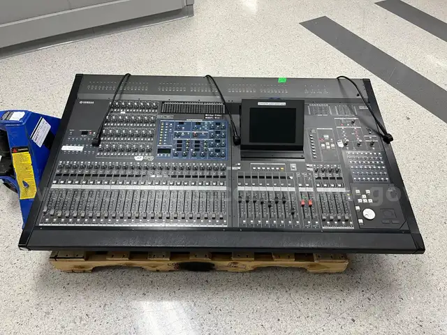Yamaha PM5D-RH Mixing Console