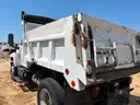 2004 Chevrolet C7500, Dump Truck