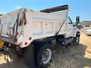 2004 Chevrolet C7500, Dump Truck