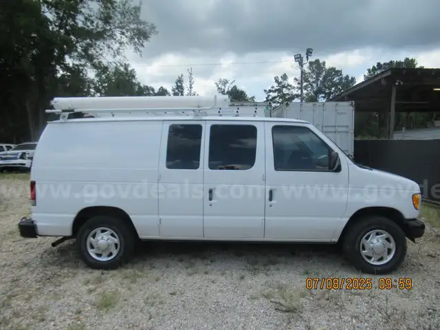 2002 Ford Econoline Cargo Van - Surveillance Platform