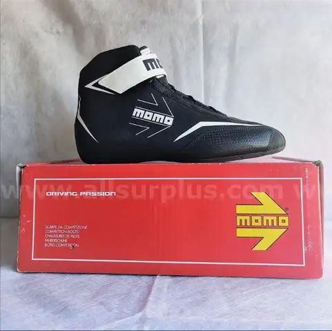 MOMO SCARPE CORSA LITE DRIVING PASSION COMPETITION BOOTS SIZE 7.5 EURO 40 Racing Boots