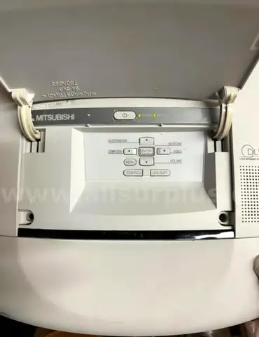 Mitsubishi WD2000U Premium DLP Projector (Internal ID #121625-7)