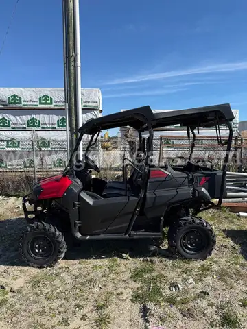 2024 HONDA 700 (2056)