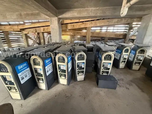 T2 DIGITAL SYSTEMS LUKE II PAYSTATION PARKING METERS