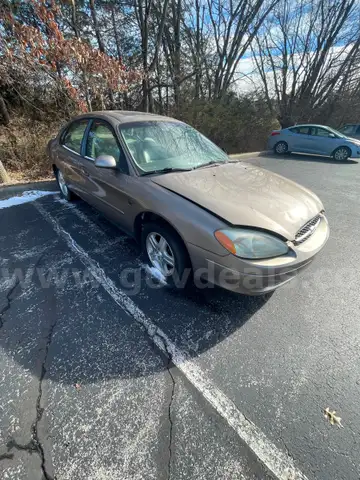 2002 Ford Taurus