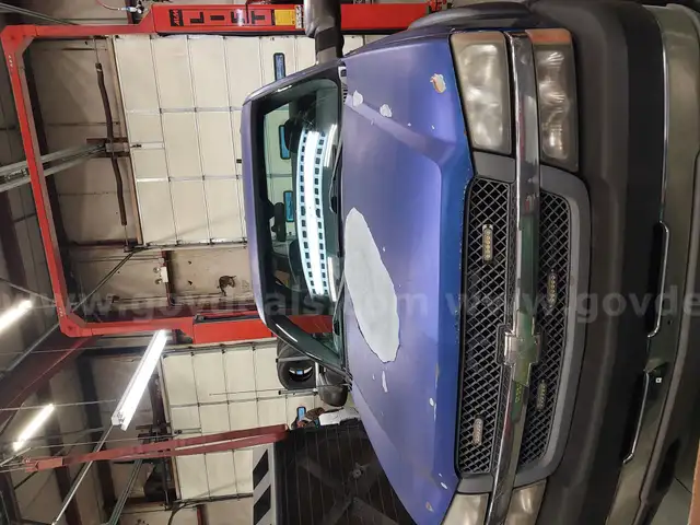 2004 Chevrolet Silverado 2500HD Crew Cab Long Bed 4WD