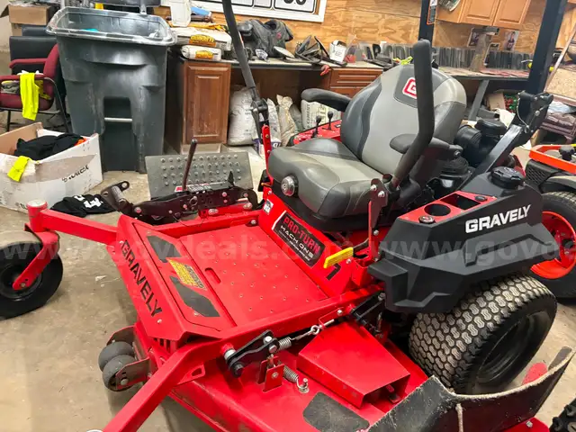 Gravely Pro-turn Mach One FX921