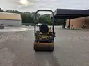 Caterpillar Double Smooth Drum Vibratory Compactor Roller