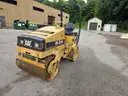 Caterpillar Double Smooth Drum Vibratory Compactor Roller
